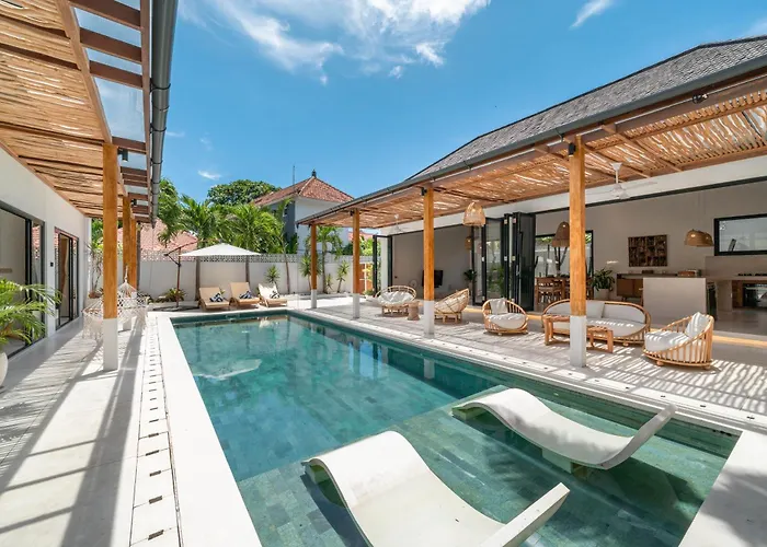 Siang - Boho Chic 3br In Pererenan *