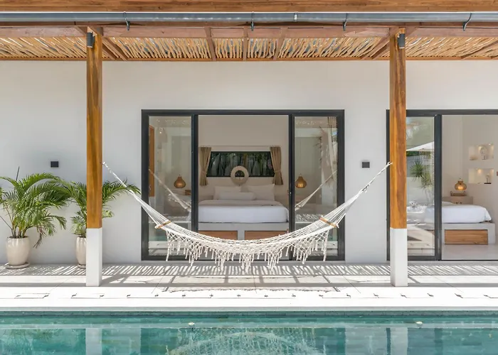 Siang - Boho Chic 3br In Pererenan Villa